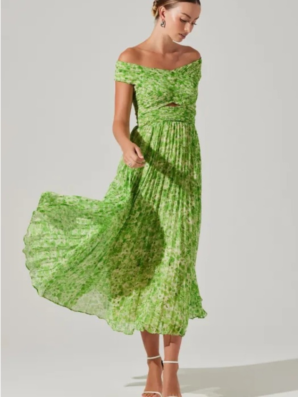 ASTR The Label Green Leonara Pleated Off-The-Shoulder Dress